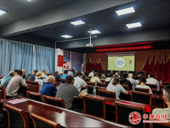 如生熟菜板刀具分隔品的准确储存方式以及老年